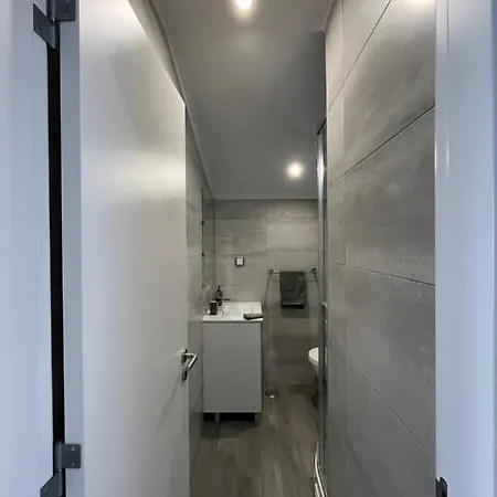 Casa Helio A 150m Da Do Ouro Sesimbra